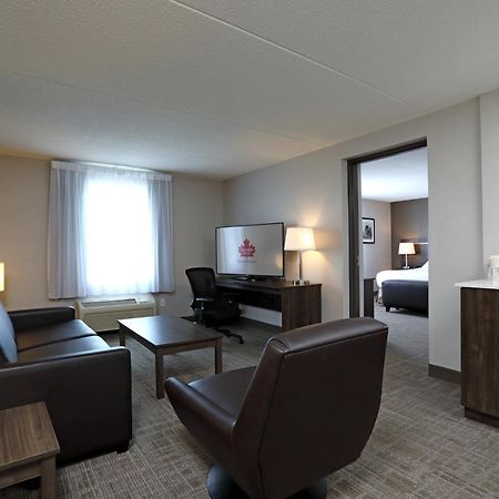 Canad Inns Destination Centre Brandon Esterno foto