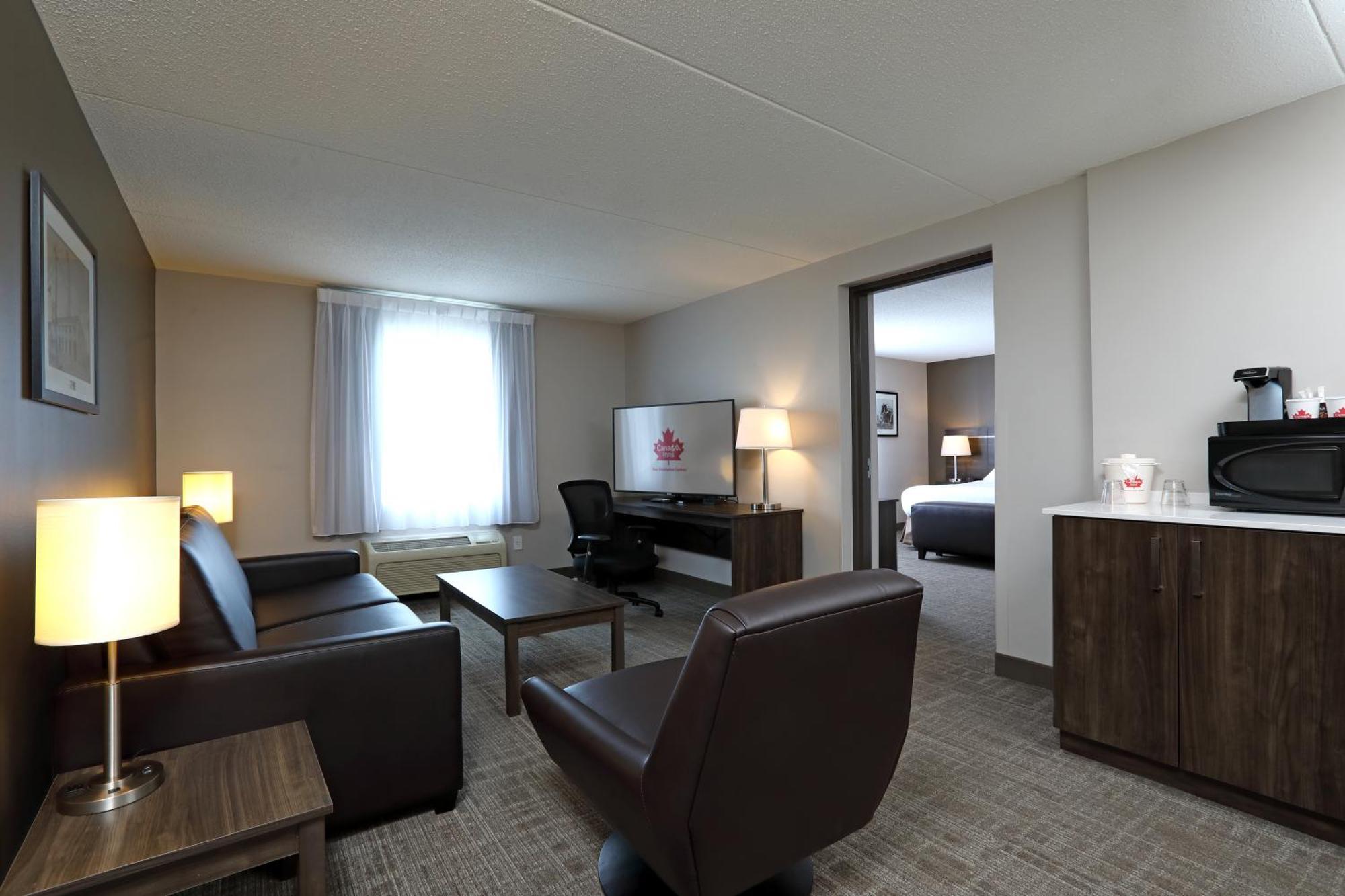 Canad Inns Destination Centre Brandon Esterno foto